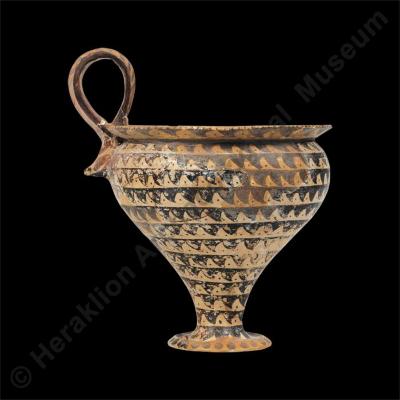 Cup-rhyton