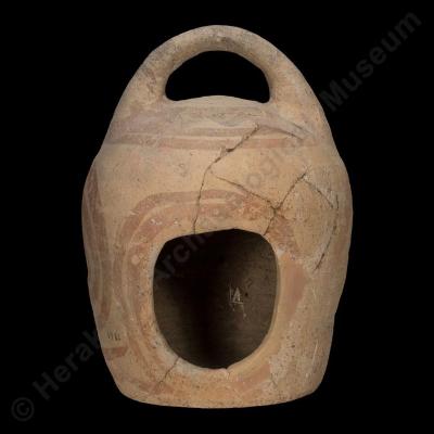 Clay basket-shaped vessel with opening ("lantern")